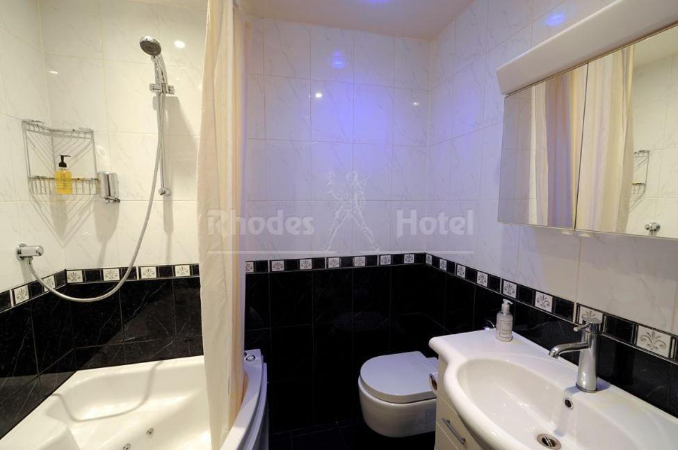 Rhodes Hotel Лондон Экстерьер фото