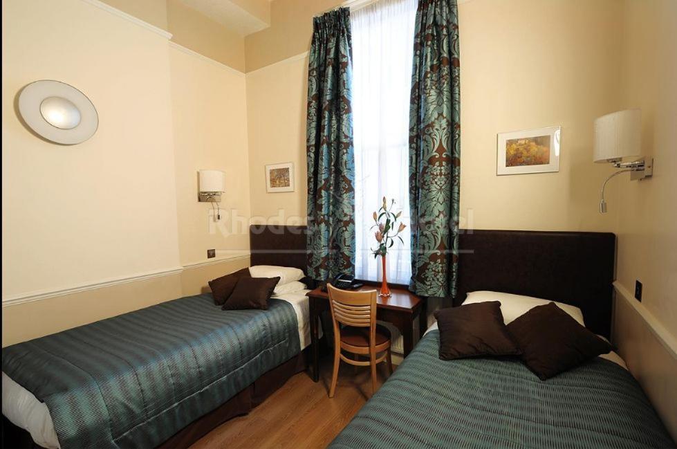 Rhodes Hotel Лондон Экстерьер фото